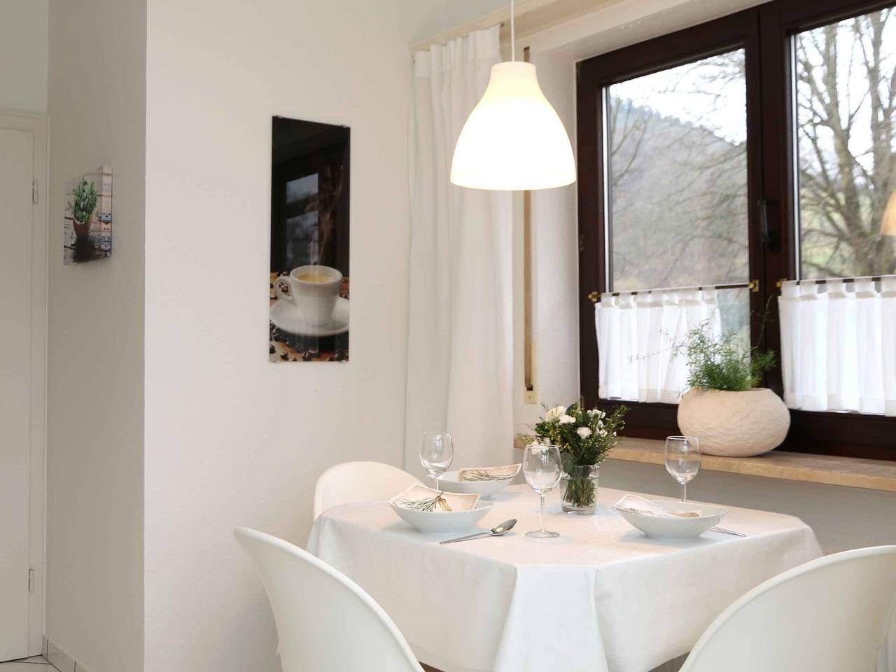 Ganze Wohnung, Apartment 'Fewo Wrede am Sauerland-Radring' mit Bergblick, privater Terrasse & Wlan in Eslohe, Hochsauerlandkreis