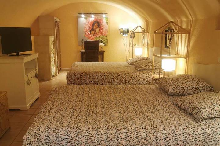 Gîte pour 6 personnes, avec jardin à Montréal (Rhône-Alpes) - 2