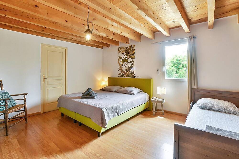 Schönes Haus in St.-Paulet-de-Caisson in Saint-Paulet-de-Caisson, Nimes und Umgebung