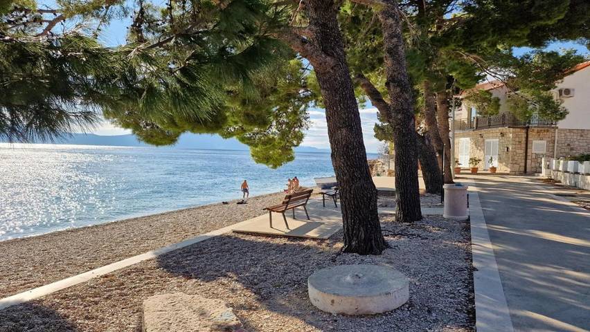 Maison d’hôte pour 6 personnes, avec vue et jardin à Podaca