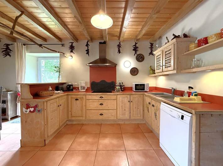Gîte pour 5 personnes, avec terrasse et jardin dans Vallée d'Ossau - 2