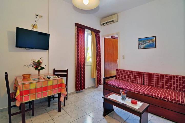 Location de vacances pour 2 personnes, avec jardin dans Adamas - 2