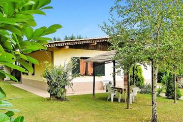 Cottage pour 4 personnes, avec jardin à Camporgiano
