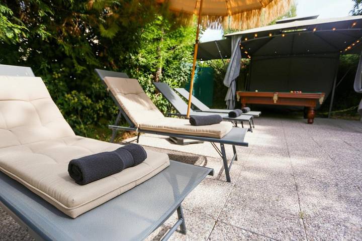 Villa pour 14 personnes, avec piscine ainsi que vue et jardin, animaux acceptés dans Seine-Saint-Denis - 2