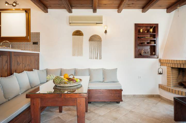 Villa „Kokkoras“ mit Meerblick und privater Terrasse in Spathi, Kea