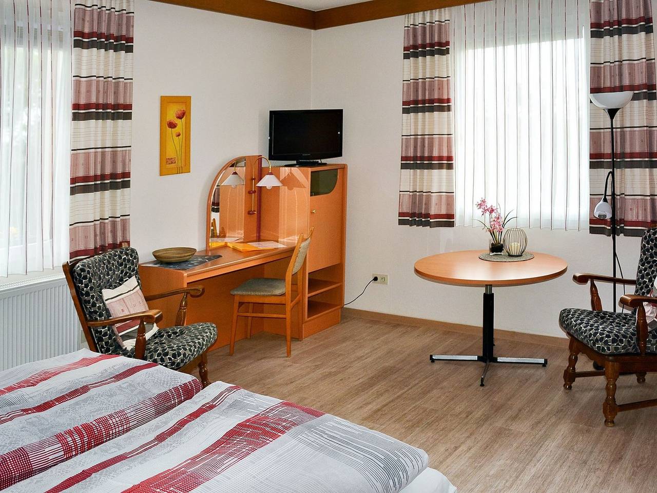 Ganze Ferienwohnung, Haus Erna - Appartement 2 in Bad Wildungen, Waldecker Land