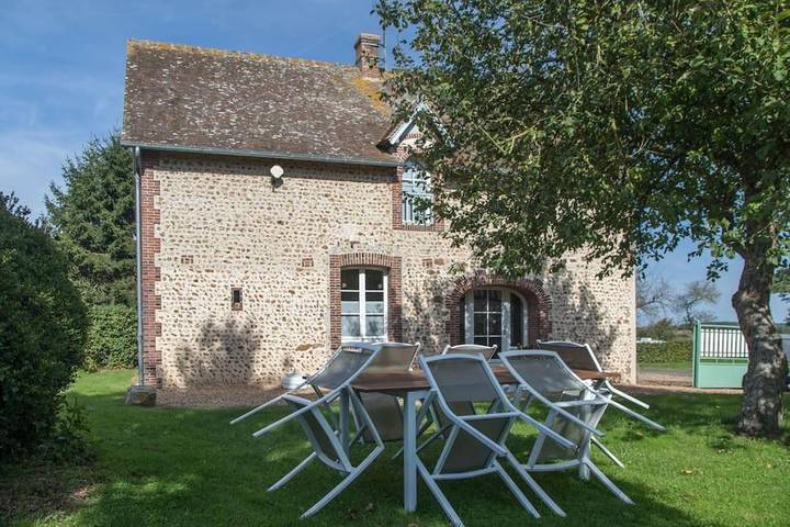 Gîte pour 8 personnes à Rueil-la-Gadelière