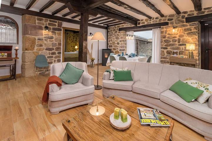 Casa vacanza per 8 persone, con giardino e balcone - 1