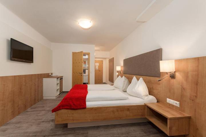 BnB für 2 Personen, mit Terrasse und Ausblick sowie Sauna in Schladming - 2