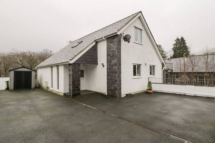Holiday rental for 10 people, with garden, with pets in Llanberis