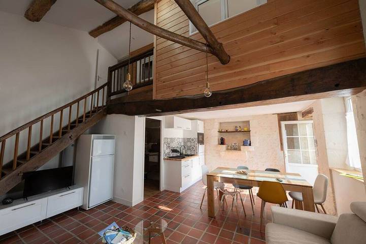 Location de vacances pour 6 personnes, avec balcon, animaux acceptés à Saint-Porchaire