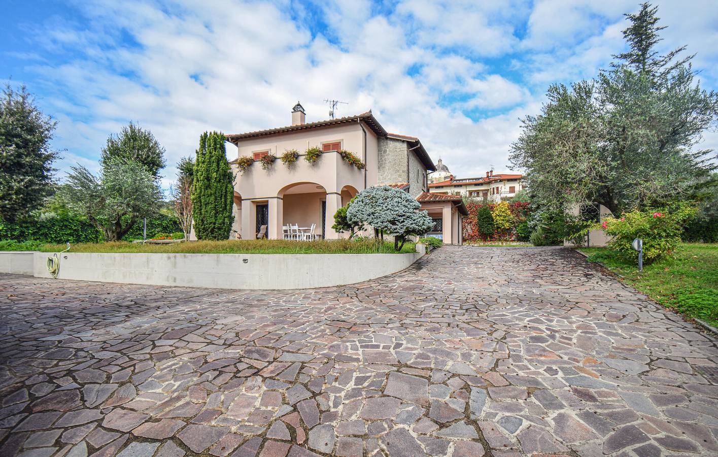 Holiday home for 13 people with pool in Le Mosse, Viterbo Province