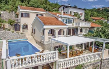 Ferienhaus für 16 Personen, mit Terrasse und Ausblick, kinderfreundlich in Opatija Riviera