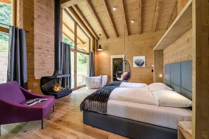 Chalet für 2 Personen, mit Terrasse und Garten sowie Pool, mit Haustier - 1