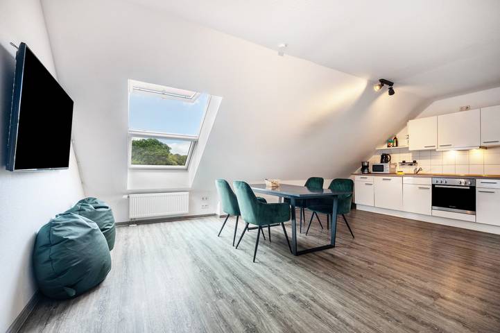 Ganze Wohnung, Ferienwohnung mit Blick auf das Jever Schloss in Jever, Südliche Nordseeküste