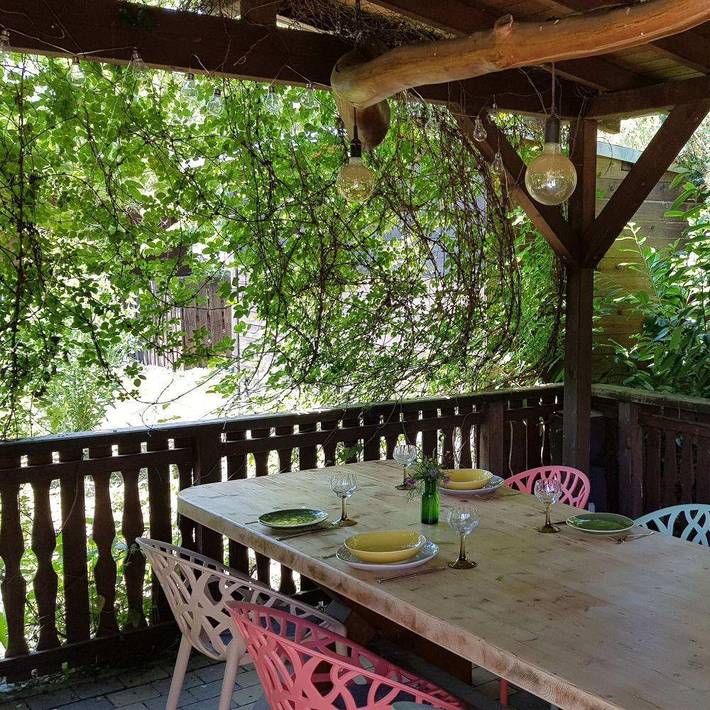 Ferienhaus in Atzenhain mit Großer Terrasse in Mücke, Vogelsberg Region