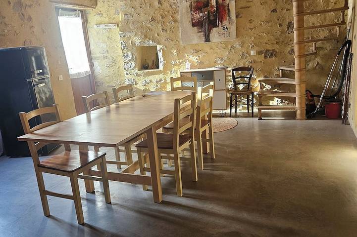Gîte pour 8 personnes à Larnas