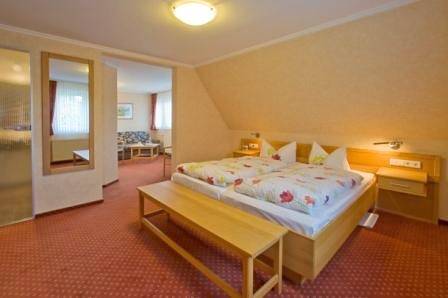 Ferienwohnung für 3 Personen, mit Terrasse und Garten sowie Sauna in Winterberg - 4