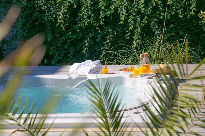Location de vacances pour 2 personnes, avec piscine et jacuzzi à Grand-Champ - 3