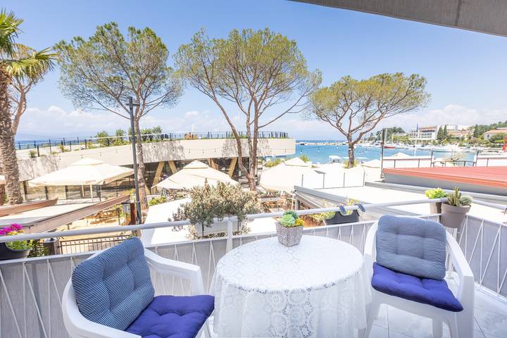 Apartament wakacyjny dla 4 osób, z Balkon/ taras w Malinska