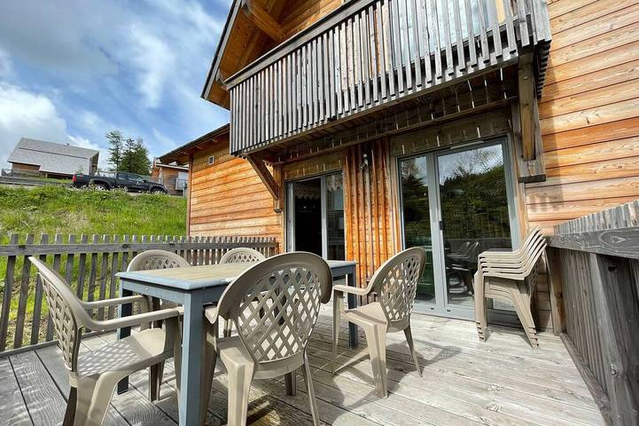 Chalet pour 10 personnes, avec jardin et balcon
