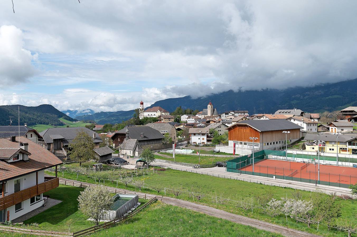Ganze Wohnung, Ferienwohnung 'Rodererhof Lajen Apt Langkofl' mit Bergblick, privater Terrasse und Wlan in Lajen, Dolomiti Superski
