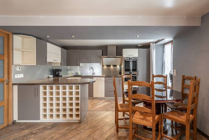 Appartement entier, Appartement « Loft cosy au cœur du village » avec vue sur la montagne et Wi-Fi in Villard-de-Lans, Parc naturel régional du Vercors
