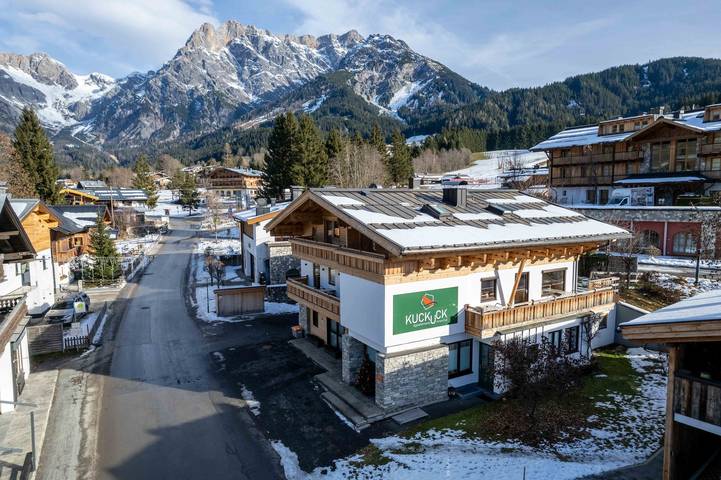 Ferienhaus für 10 Personen, mit Terrasse und Sauna in Maria Alm