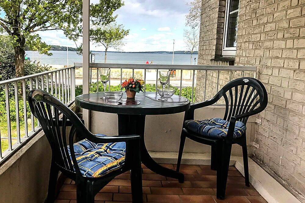 Hel lejlighed, Ferielejlighed for 4 personer med balkon in Wassersleben, Harreslev