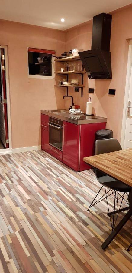 Geheel appartement, Apartment with Shower in Hoofddorp, Noord-Holland