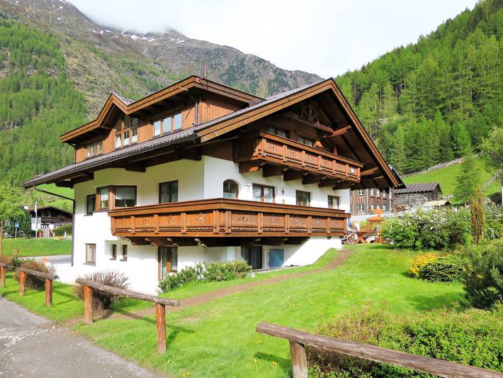 Ferienwohnung für 6 Personen, mit Balkon und Garten