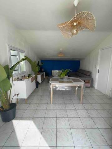 Gîte pour 4 personnes, avec vue, animaux acceptés à Asnières-la-Giraud