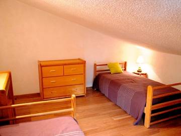 Chalet pour 7 Personnes dans Lac des Hermines, Besse-et-Saint-Anastaise, Photo 3