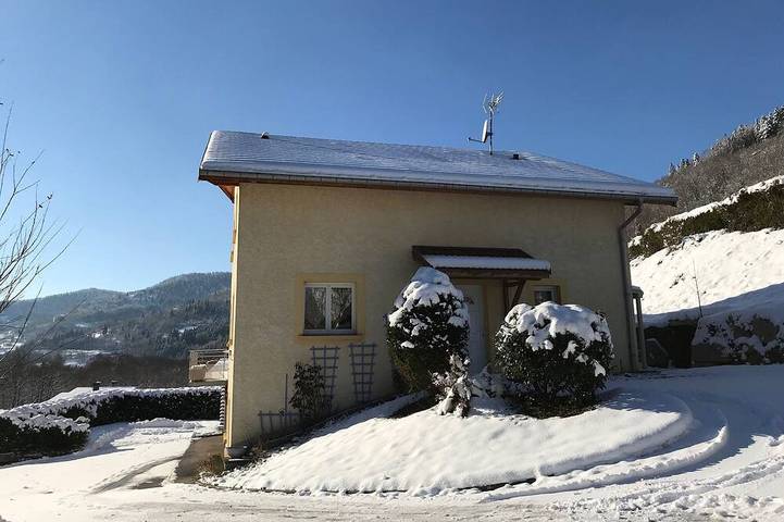 Maison de vacances pour 14 personnes, avec terrasse ainsi que jacuzzi et sauna