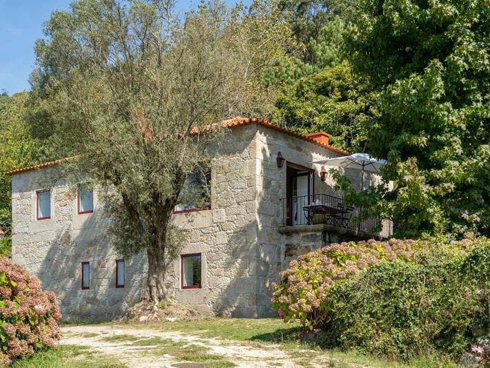Location de vacances pour 6 personnes, avec terrasse et jardin dans Castelo do Neiva - 2