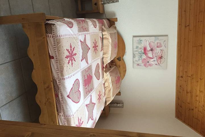 Location de vacances pour 6 personnes, avec balcon et jardin, animaux acceptés à Saint-Jean-Saint-Nicolas - 3