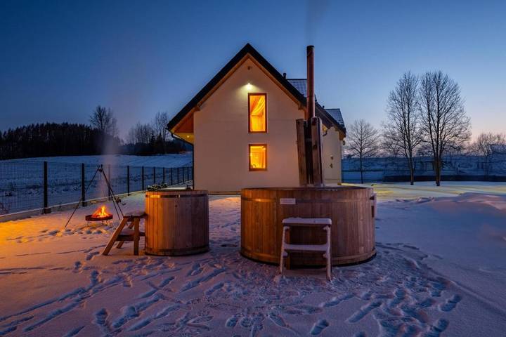 Domek letniskowy dla 8 osób, z widok i basen oraz ogród, zwierzęta dozwolone w Jezioro Czorsztyńskie