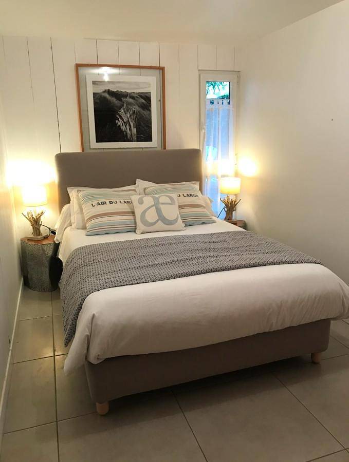 Double Room with Sea View in Cotentin