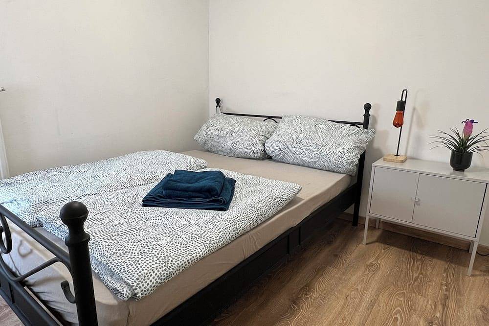 Ganze Wohnung, Große komfortable Ferienwohnung - 12 min zur Messe oder Flughafen in Frankfurt, Südhessen