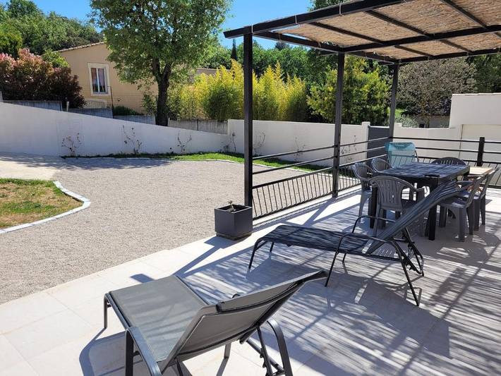 Location de vacances pour 5 personnes, avec jardin et vue à Beauvoisin - 2