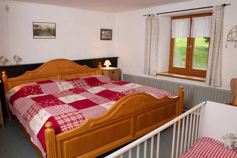 Ferienhaus mit einzigartiger Aussicht in Bayern in Zenting, Ostbayern