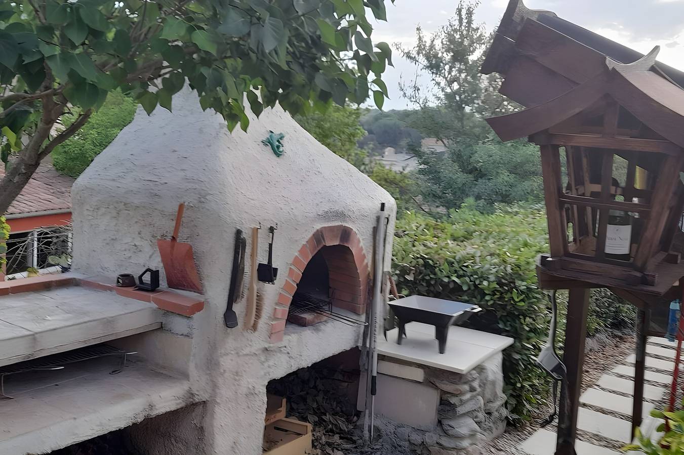 Villa "Charmante Location Vacaciones" con piscina compartida, Wi-Fi y aire acondicionado in Montagnac, Côte d'Améthyste