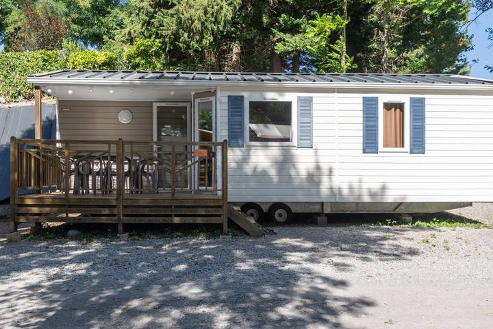 Camping für 8 Personen, mit Garten in der Ardèche