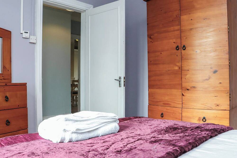 Heatherbell House, pet friendly, with open fire in Buttevant in Fermoy, County Cork