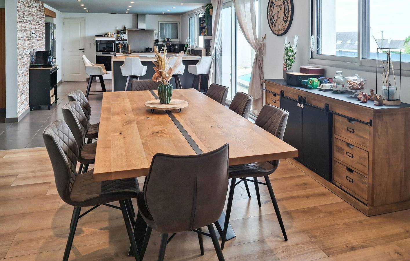 Appartement vue mer avec piscine, jardin et WiFi - 1km de la plage in Plouhinec (Finistère), Région de Quimper