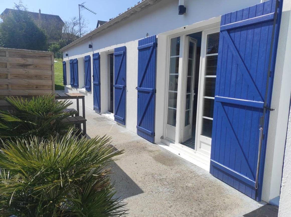 Two-Bedroom House in Bracquemont, Région de Dieppe