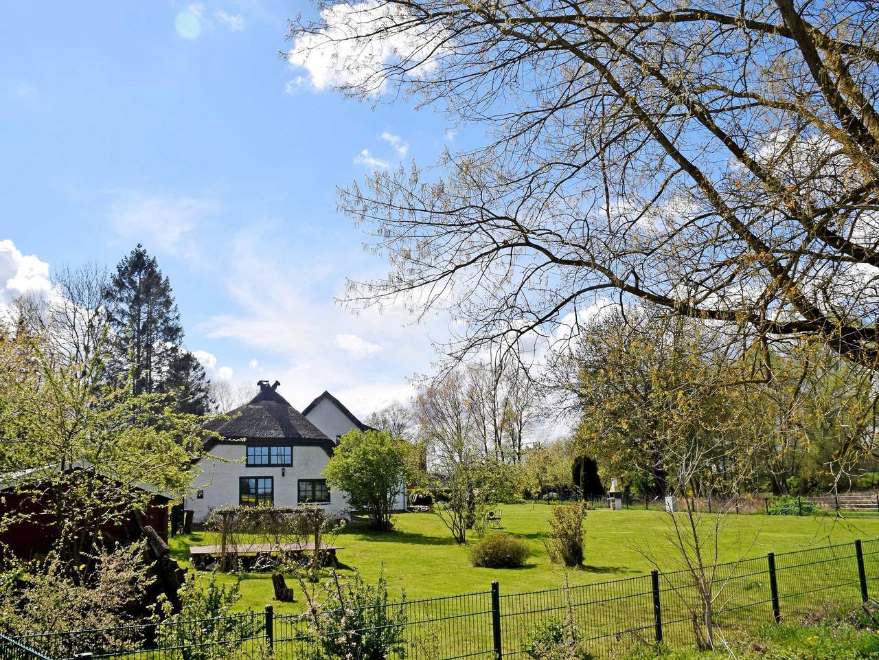 Ganze Ferienwohnung, Ferienhaus und -wohnung unterm Reetdach in Woorke - Ferienhaus unterm Reetdach in Woorke in Patzig, Rügen