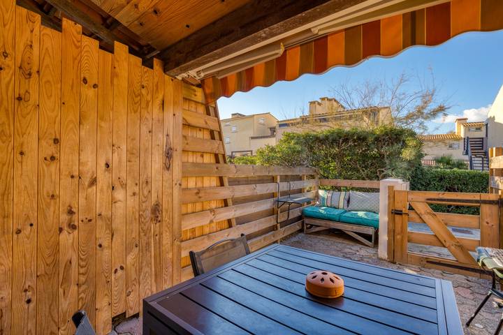 Studio für 2 Personen, mit Garten
