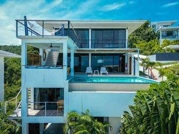 Villa pour 8 personnes, avec piscine ainsi que jardin et terrasse dans Koh Phangan