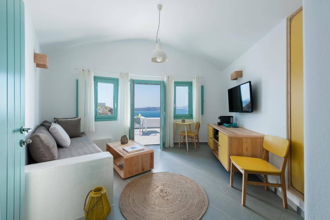 Avatar Suites in Akrotiri, Santorini